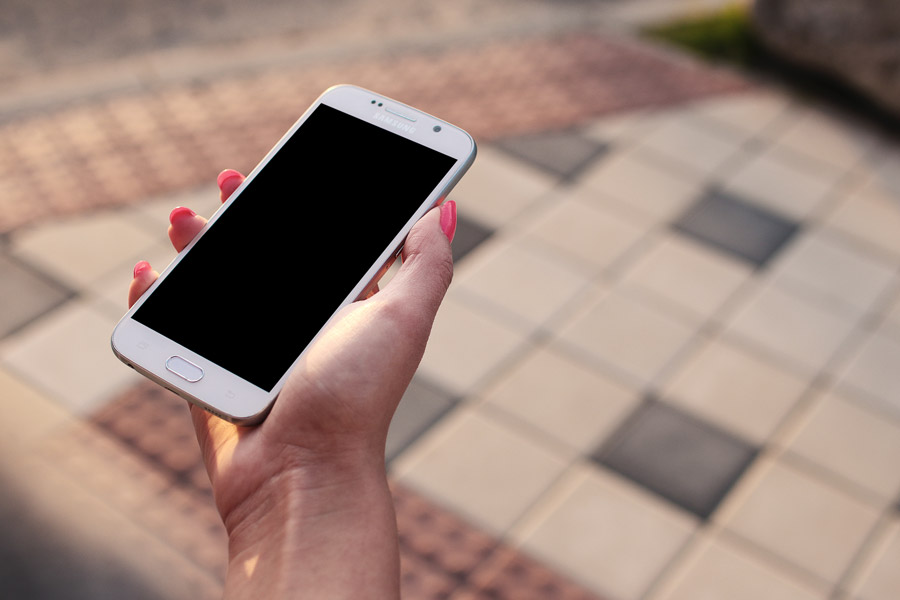 風俗嬢と連絡先を交換するメリット