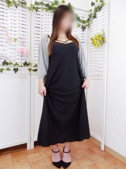 新人ミキ