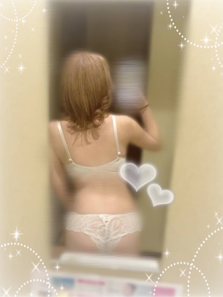 夜はこれからだよね？🌃🤍