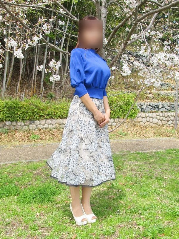 にじか（明石人妻サンタマリア）