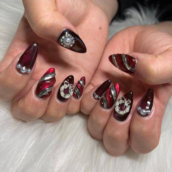 にゅーねいる????