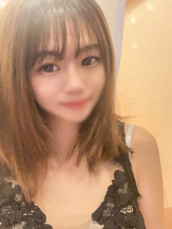 少し短めの…………???