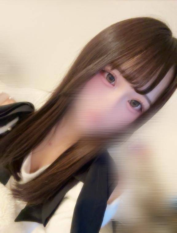 アイスずっと食べてる