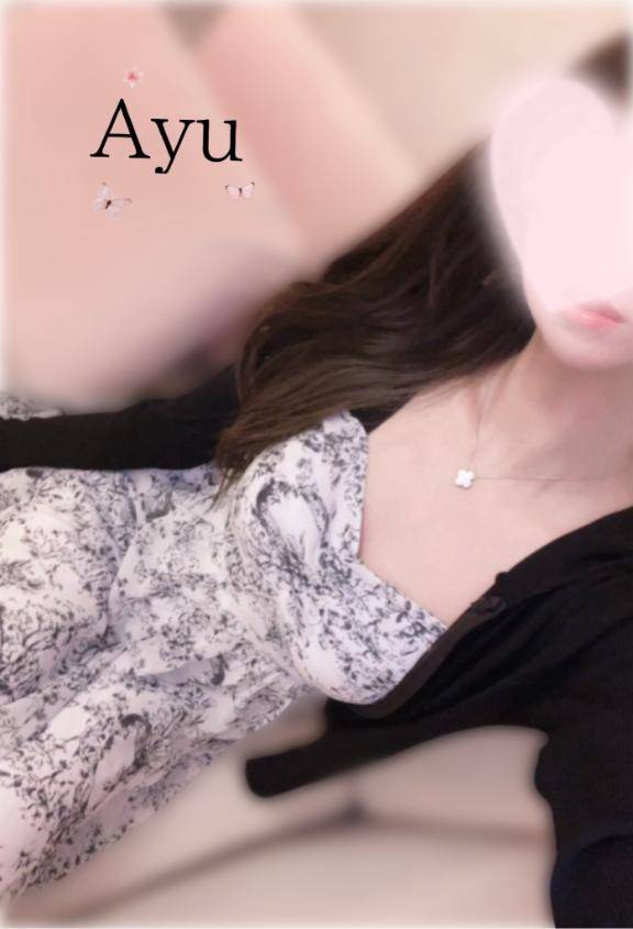 降り止まない雨に打たれて泣く私を