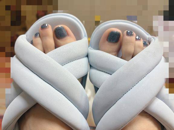 足?