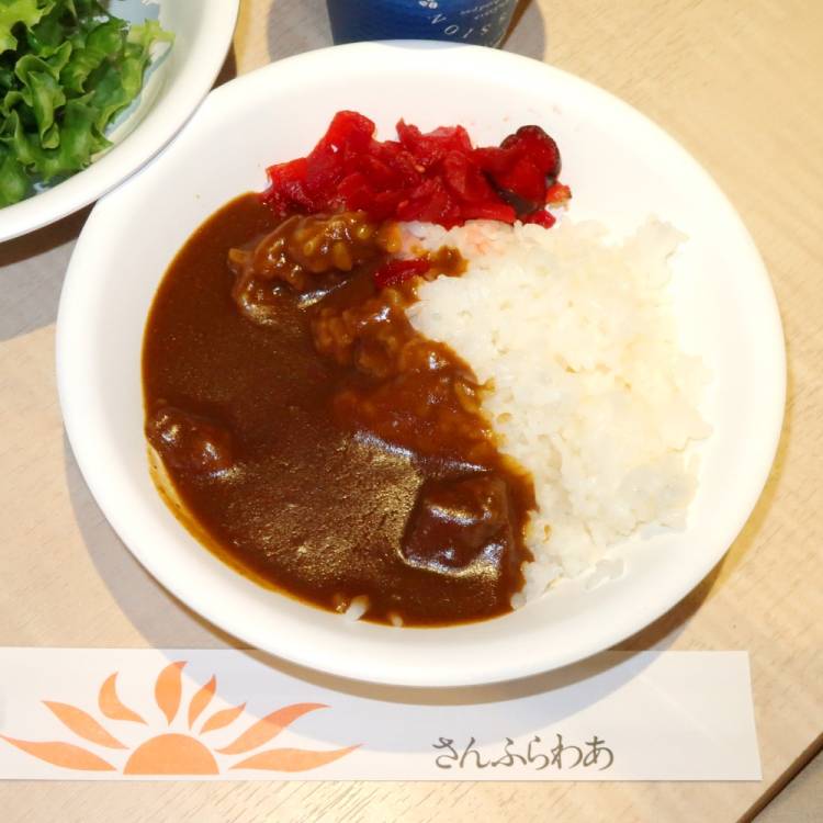 もも