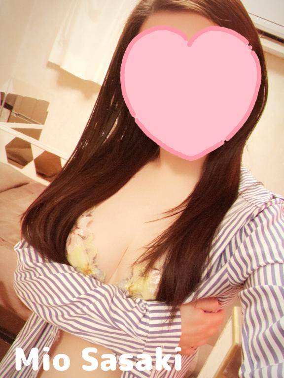 髪の毛切りたい衝動が、、、?