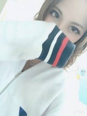 つむぎ出勤中♡