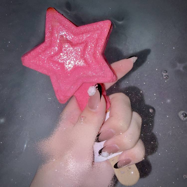 深夜？早朝？in the Bathroom🛁⭐🌀︎‪