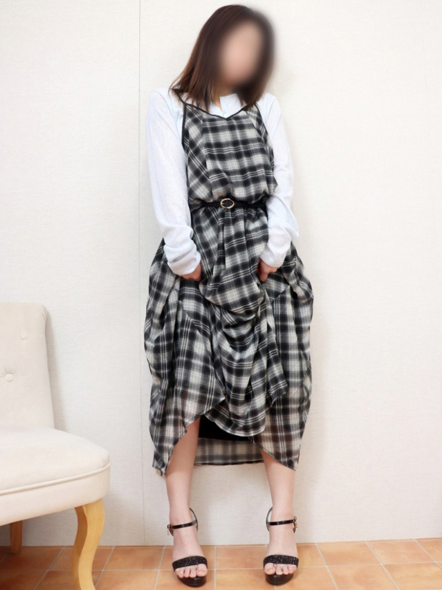 新人なつは(土山熟女・美少女ならココ!)