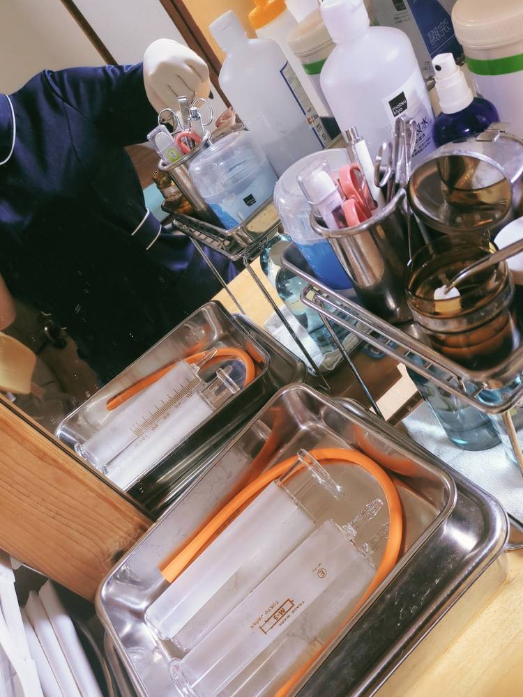 上原先生(コロン美容研究所)