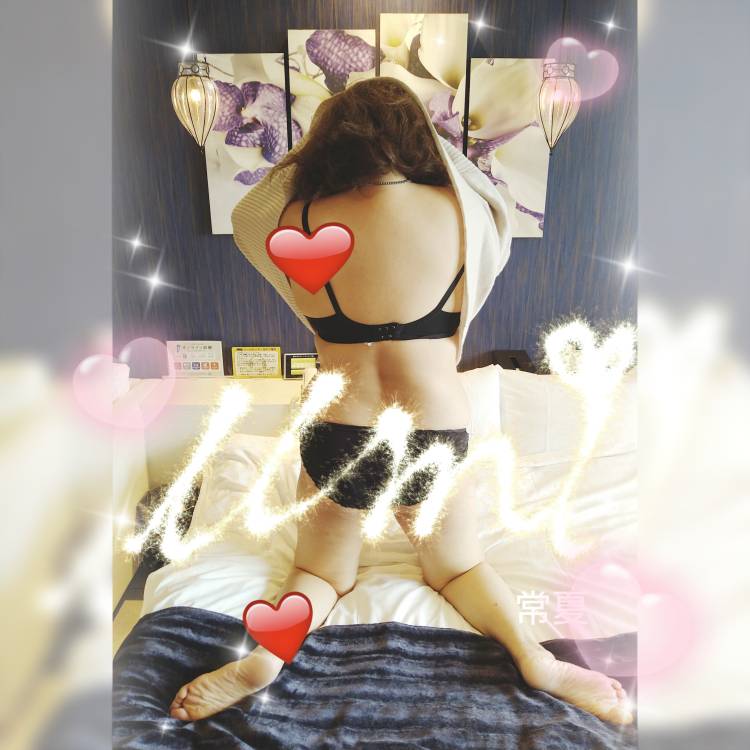 明日10:00～16:00出勤します。