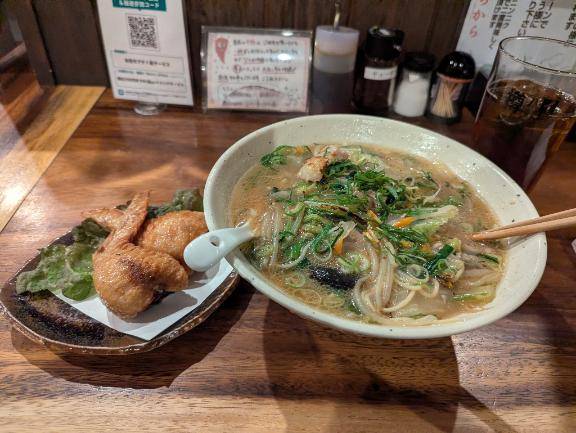 深夜のラーメンを求めて(笑)
