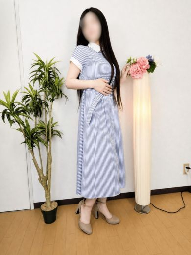 《新人》みなみ【美乳】(姫路人妻と熟女(フィーリング))