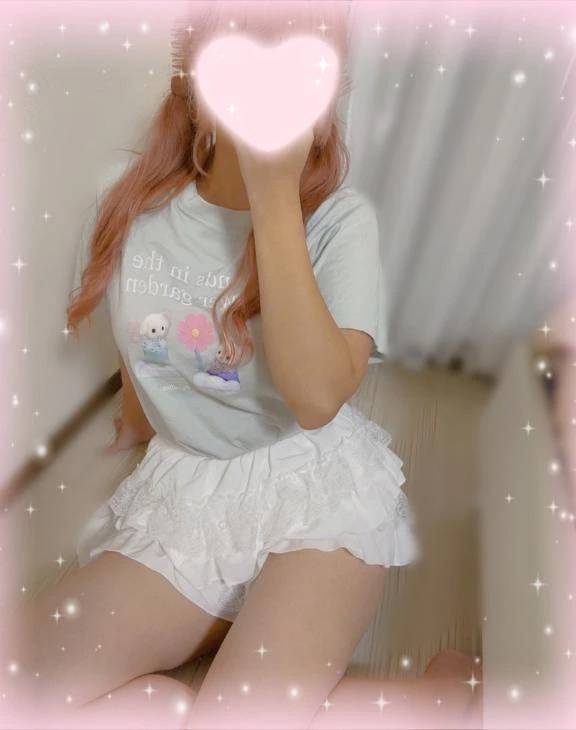 女児服脱いだらすごいんだから😳❕