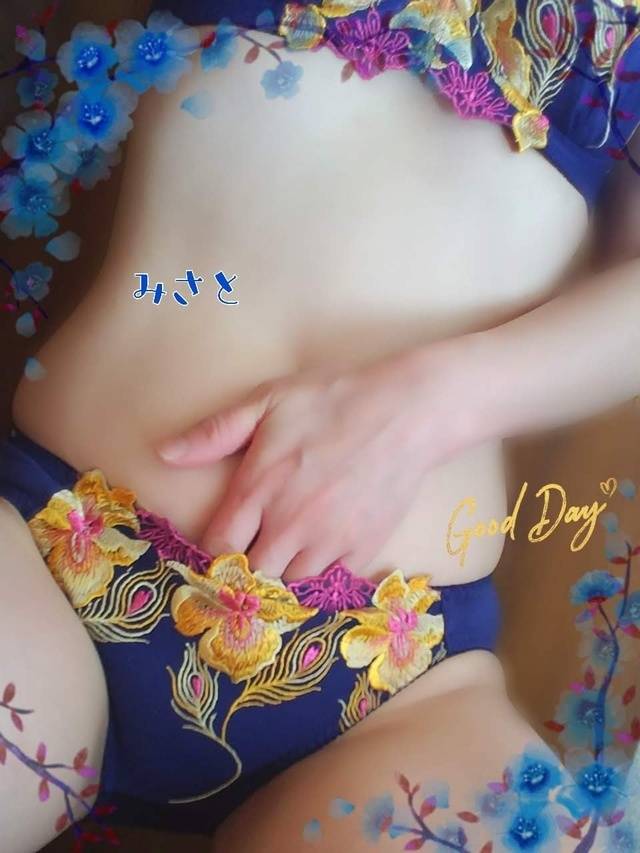 (*ˊ˘ˋ*)｡♪:*°