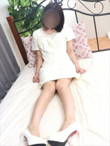 新人なゆ