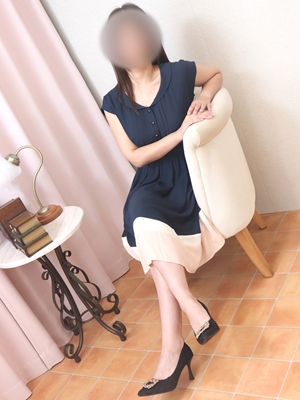 新人りえ