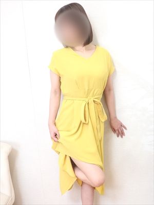 【りほ38歳】揉み甲斐のある大きい美巨乳