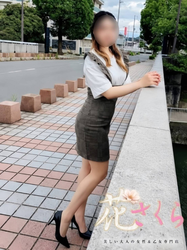 しいな(美しい大人の女性&乙女専門店!花さくら)