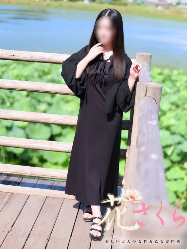かえで(美しい大人の女性&乙女専門店!花さくら)