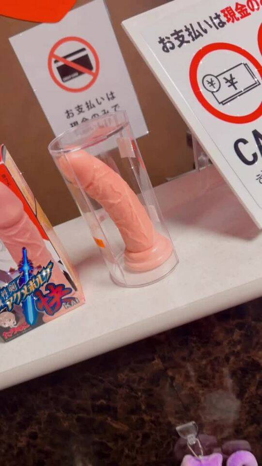 はよ帰ってほしー。びび君きらいやねん。