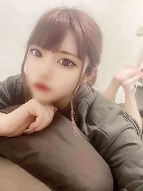 なみ/喉奥イラマの動画撮影（10代、20代専門！ハレンチ倶楽部 姫路店）