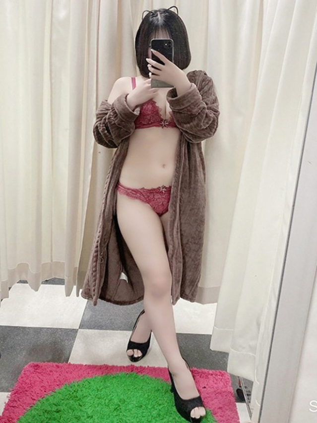 るな/透明感溢れる美少女♪（10代、20代専門！ハレンチ倶楽部 姫路店）