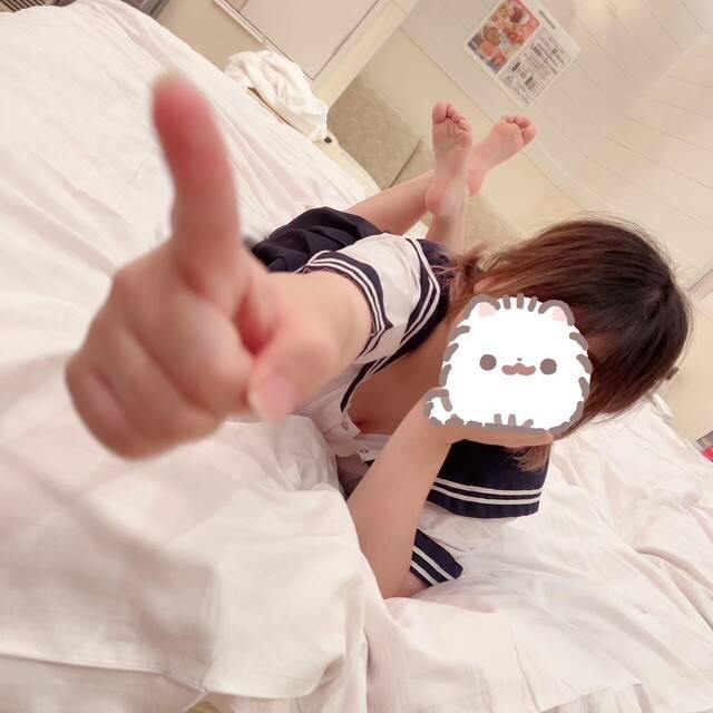 とも/動画撮影！逆夜這い！（10代、20代専門！ハレンチ倶楽部 神戸店）