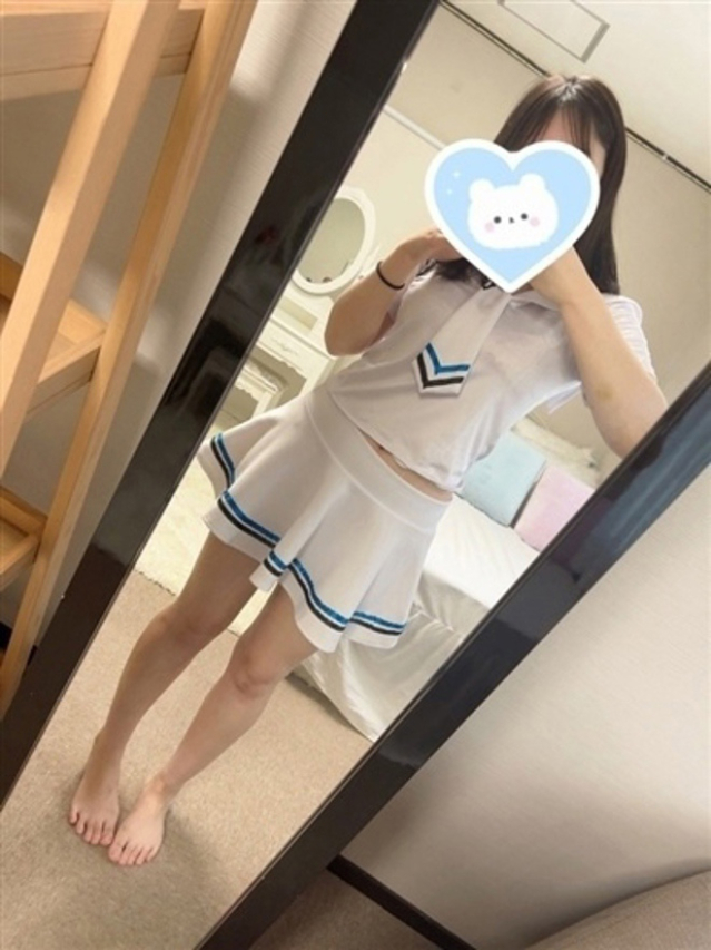 いおり/即尺★お掃除フェラ（10代、20代専門！ハレンチ倶楽部 神戸店）