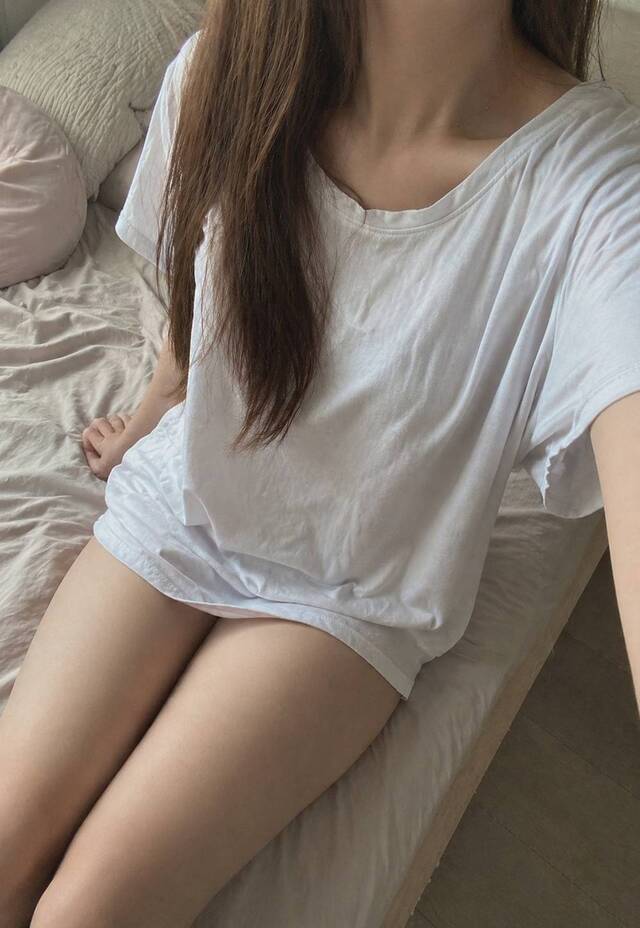 いおり/即尺★お掃除フェラ(10代20代専門!全オプション無料!姫コレクション 加古川店)