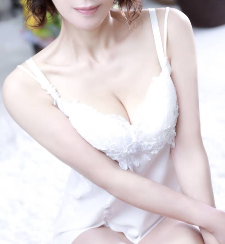 お昼に思う「冬と春の合間の装い！」