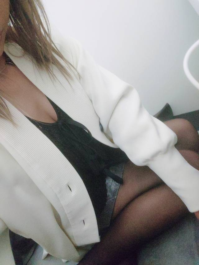 出勤(⁠｡⁠･⁠ω⁠･⁠｡⁠)⁠ﾉ⁠♡