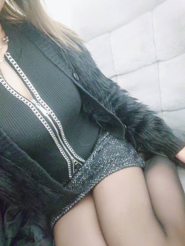 出勤(⁠｡⁠･⁠ω⁠･⁠｡⁠)⁠ﾉ⁠♡