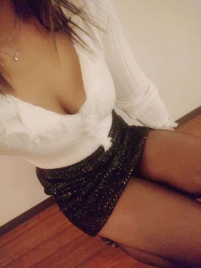 夜中ですが。。(⁠｡⁠･⁠ω⁠･⁠｡⁠)⁠ﾉ⁠♡