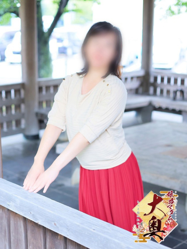 平井千鶴(ひらいちづる)（姫路マダム大奥）