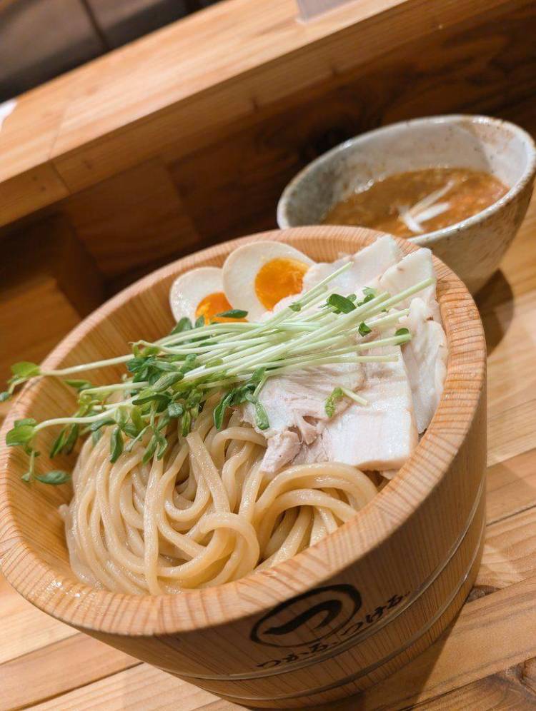 美顔鍼と運動とサウナ&銭湯とつけ麺🍜と