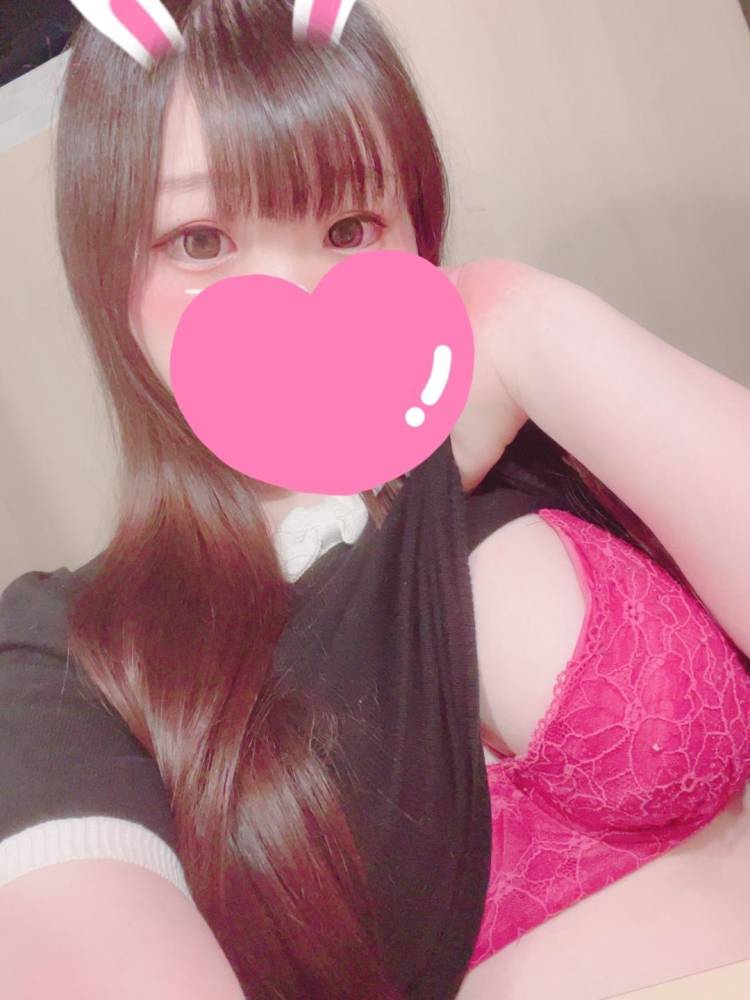 私の初めてを奪ってください...♡