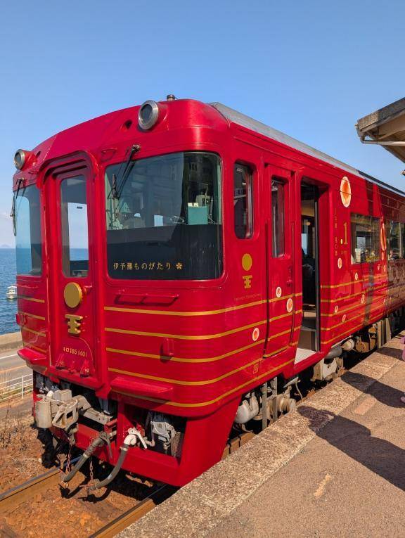 🍀伊予灘ものがたり(*´ω｀*)🚃