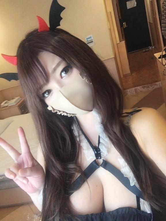 明日の空き枠最短18時半からになります❤️