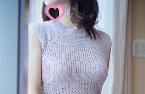 下着の色当てクイズ💓