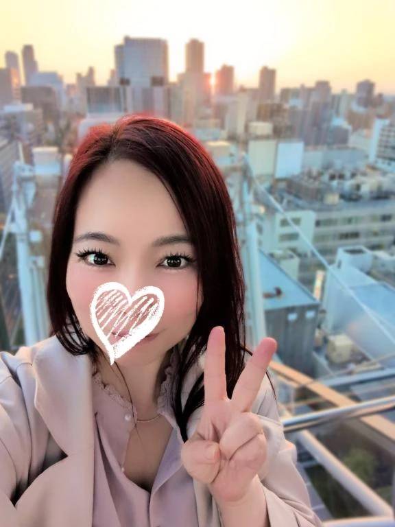 名古屋の観覧車からの夕日🌇