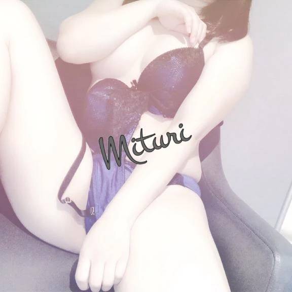 おやすみなさい(:3[____]