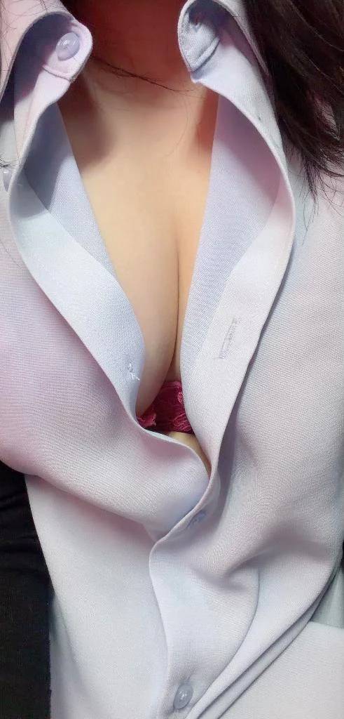 妄想で濡れちゃうタイプです💕︎💕︎