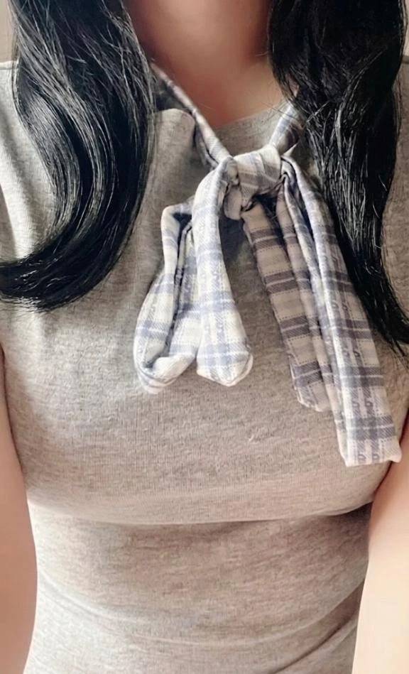 女子高生に揉み逃げされたおっぱいです(笑)🫣💖
