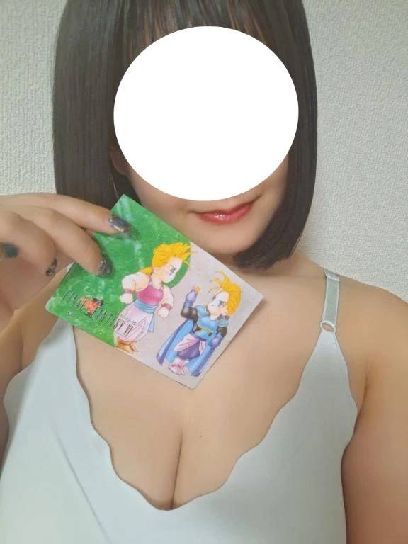 オタクが通るので見ないで！