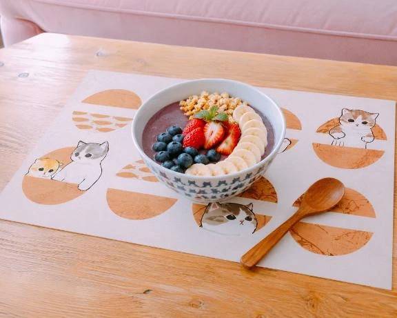 水切りヨーグルトに蜂蜜を。シンプルイズベスト！🫶
