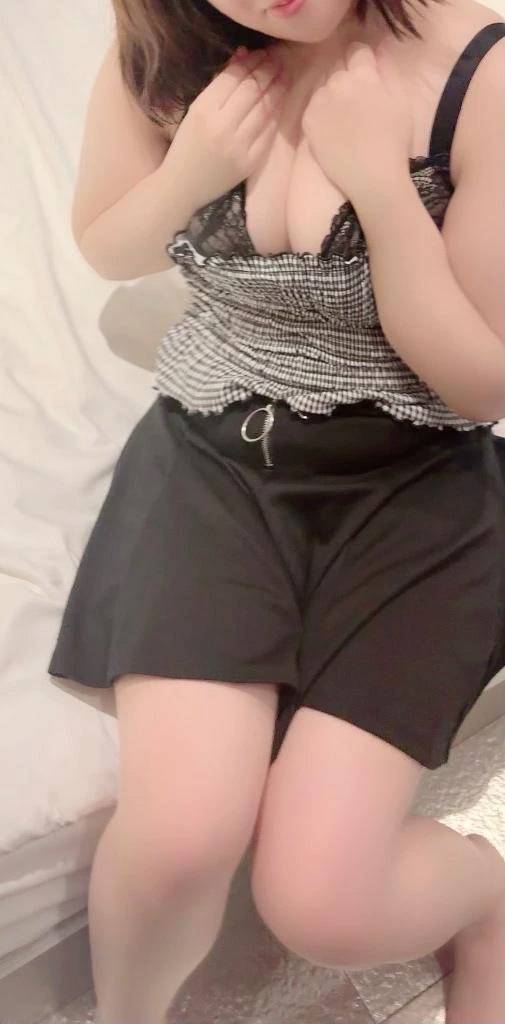 つい手を見ちゃいます✋‪💕
