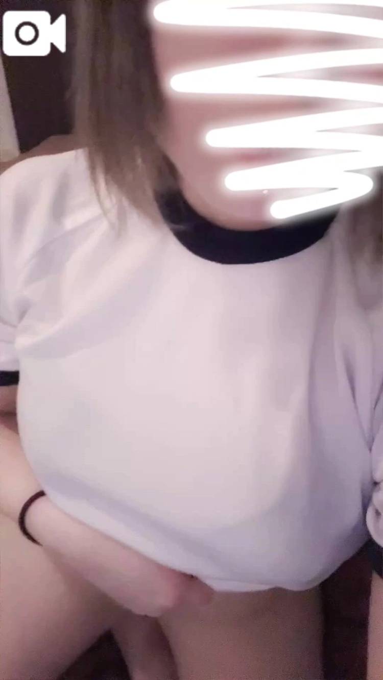 しゅっ┗=͟͟͞͞( ˙∀˙)=͟͟͞͞┛