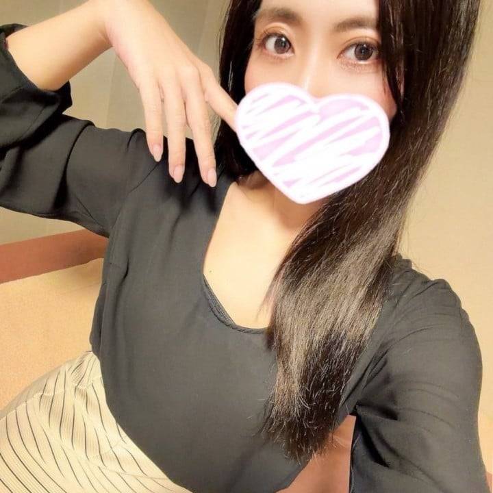ご奉仕できちゃう、貴方だけのセフレです